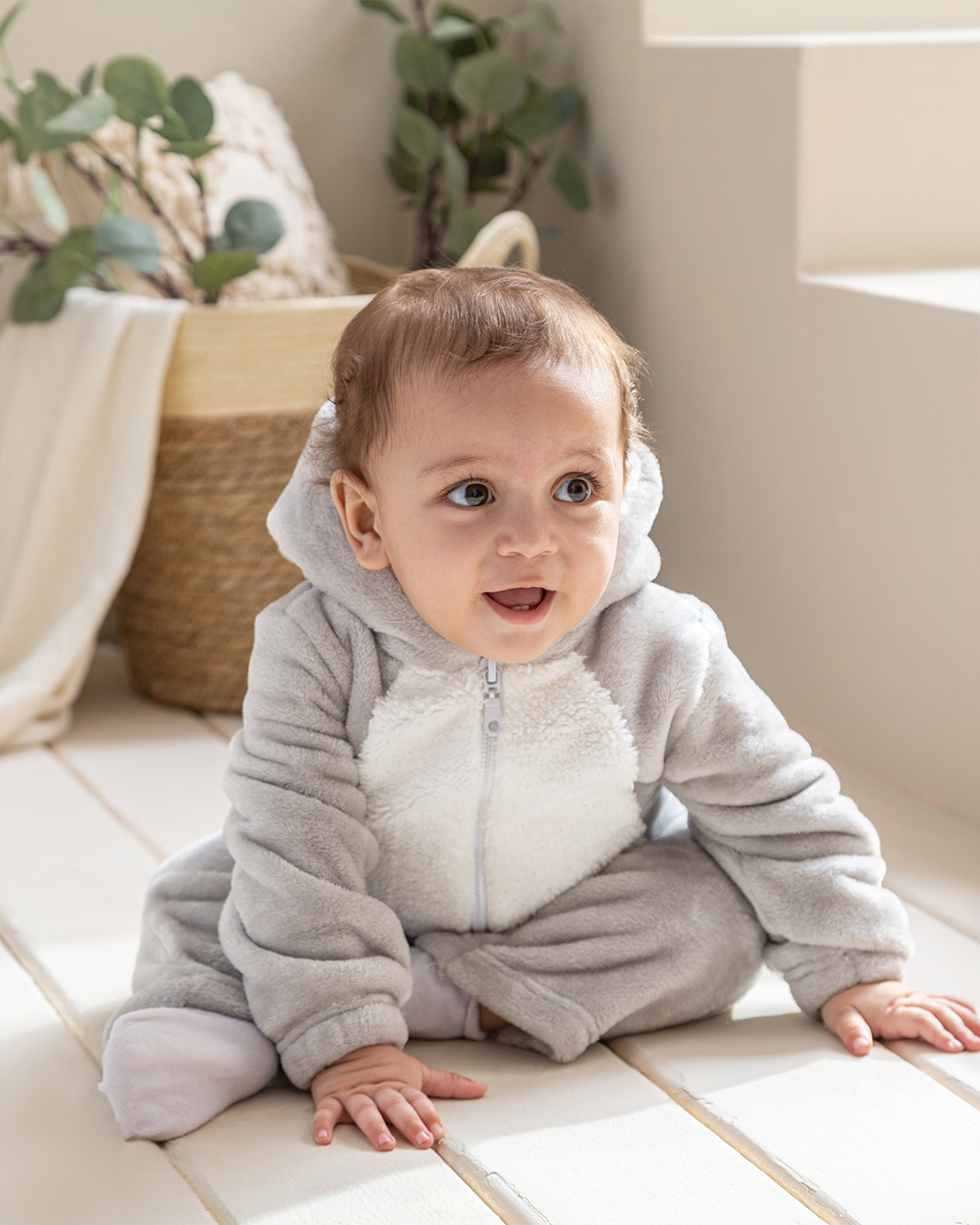  boys' polar bear bodysuit