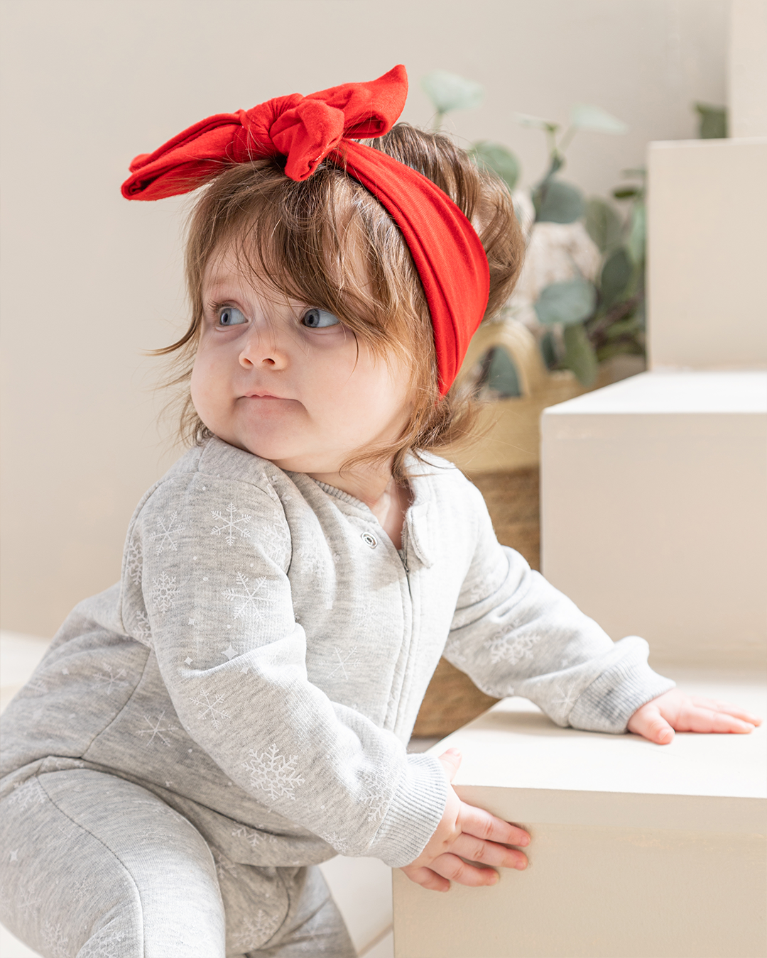 snowflakes girls milton printed bodysuit