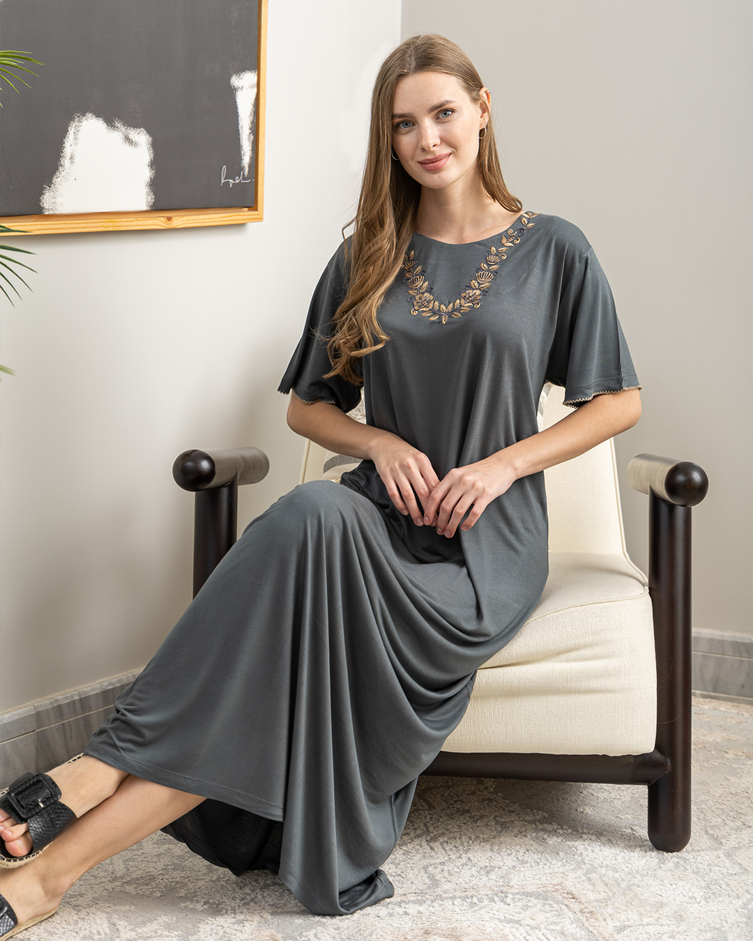 Women's shirt, half sleeves, embroidered with long branches