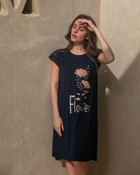 Women's night-shirt, half sleeves, lace and rose