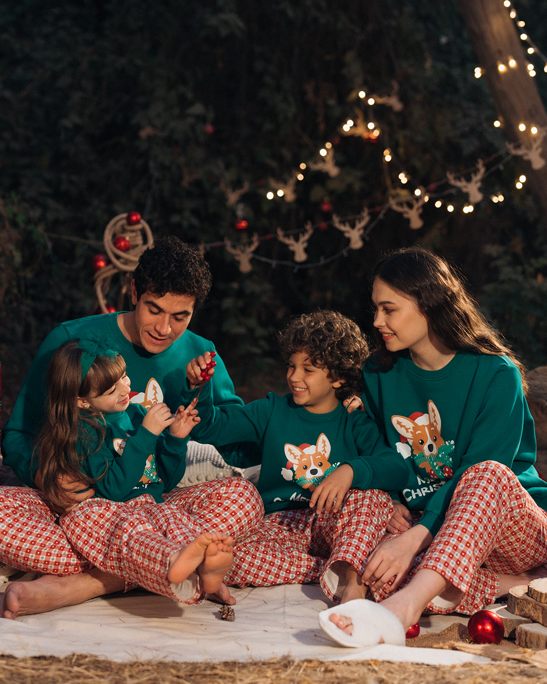 Merry Christmas بيجامة رجالي ميلتون × فييلا