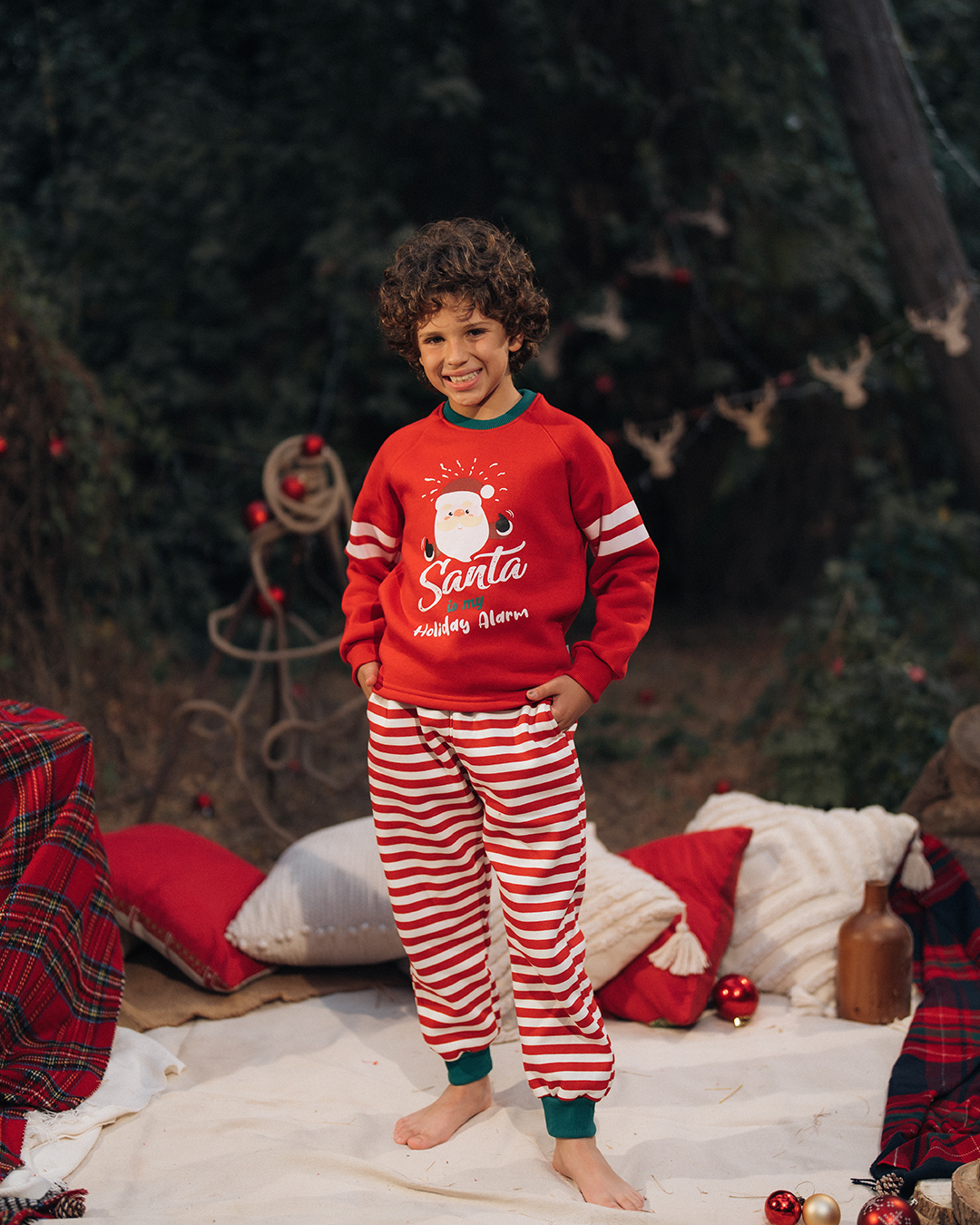 Santa is my holiday alarm بيجامة أطفالي كريسماس