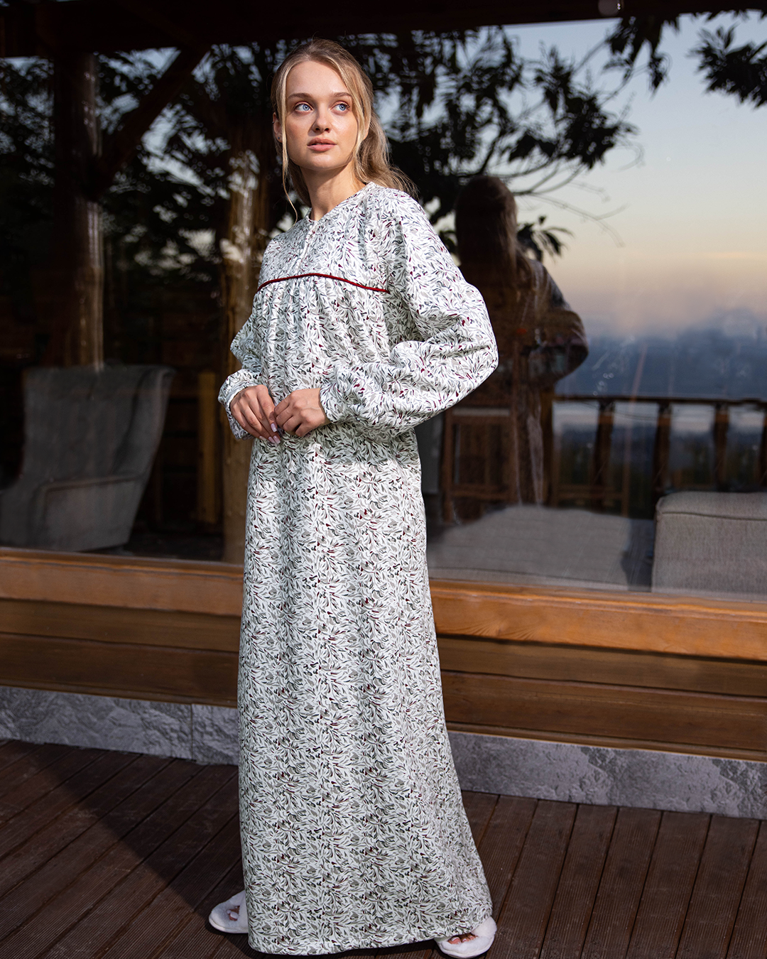 جلابية حريمي مطبوعة ورق شجر