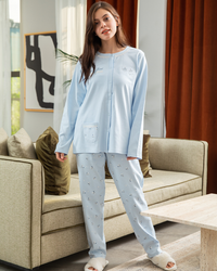 Women's pajamas, buttons