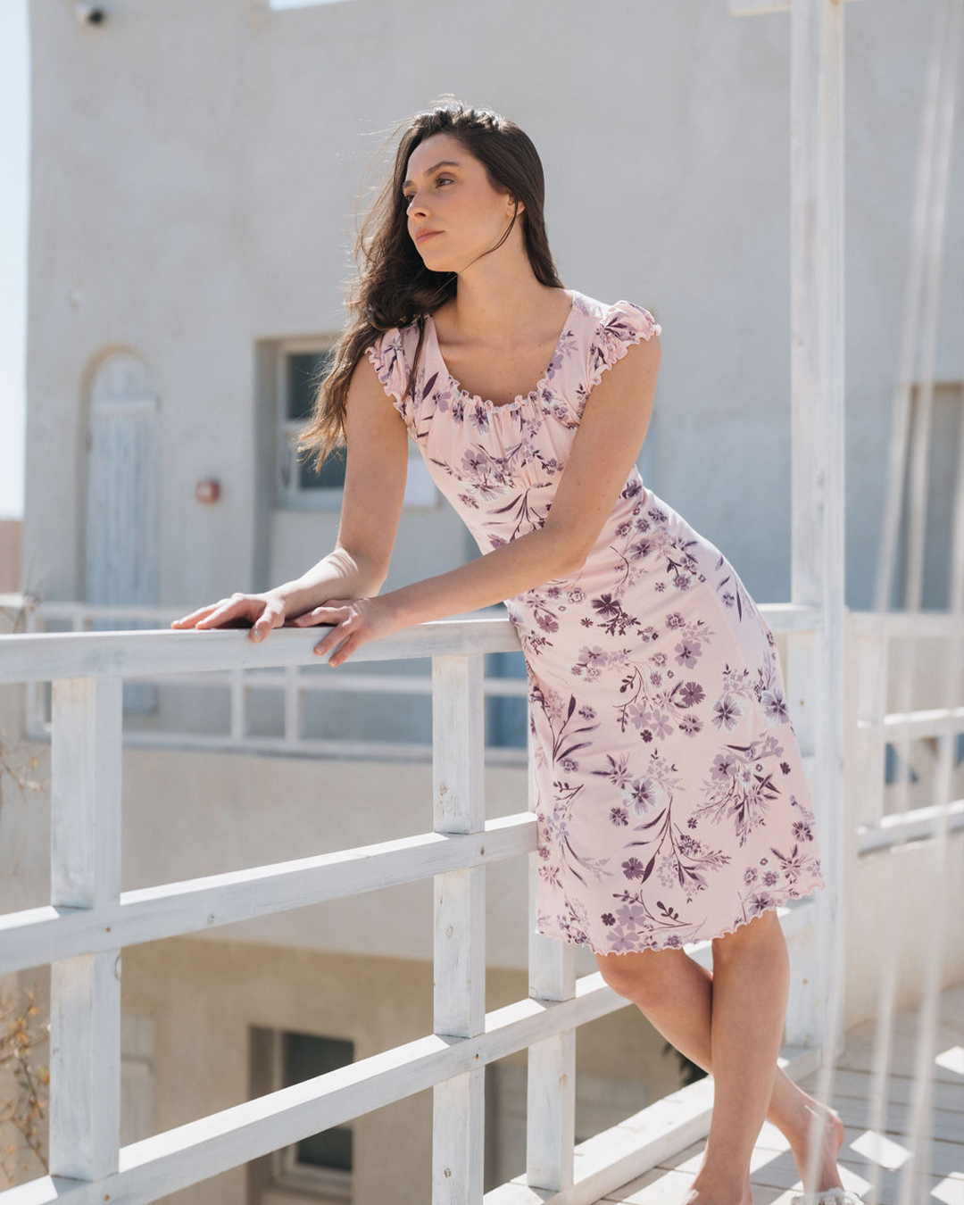 قميص حريمي جابونيز ورد قصير