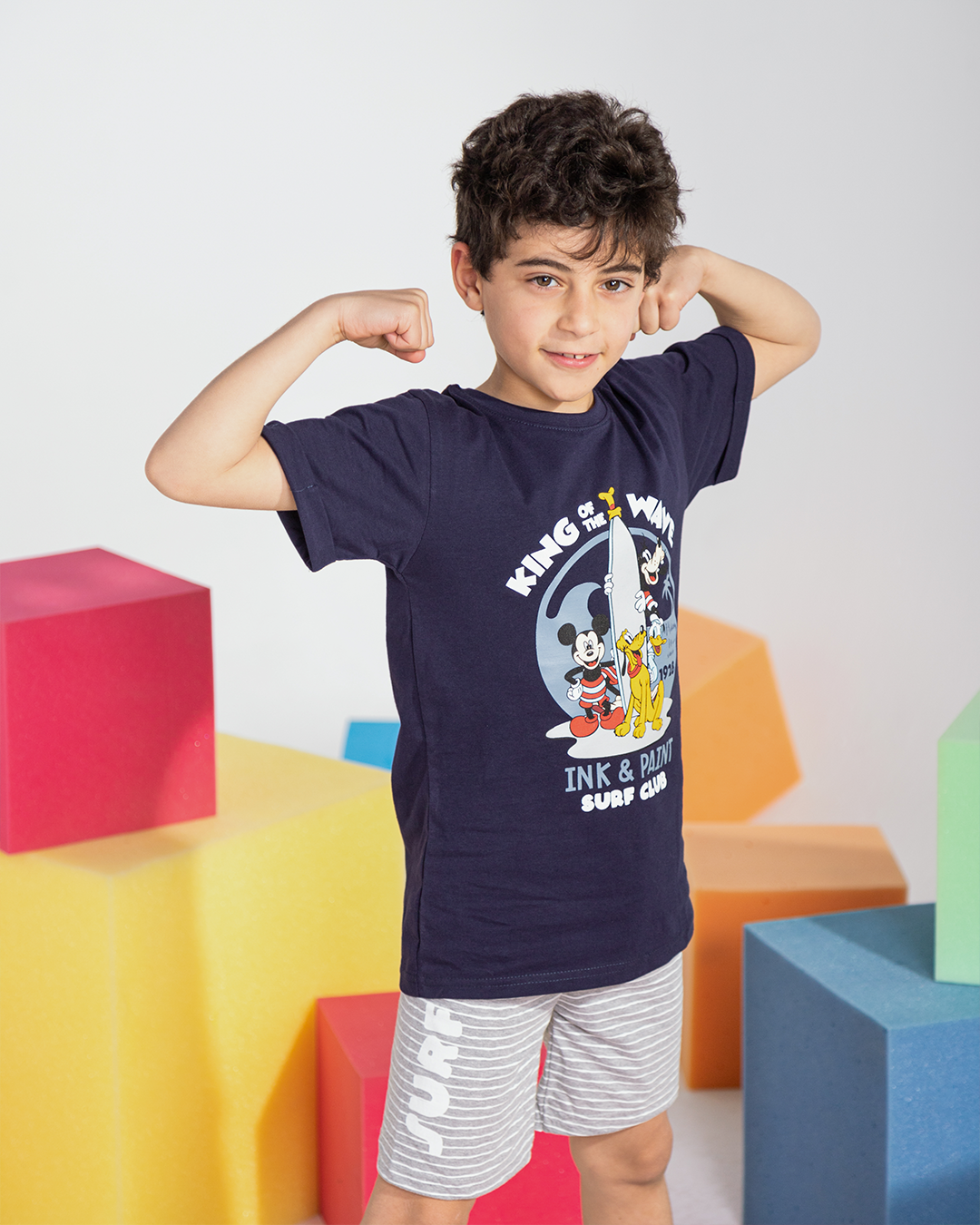 Mickey surfing Disney بيجامة أولادي