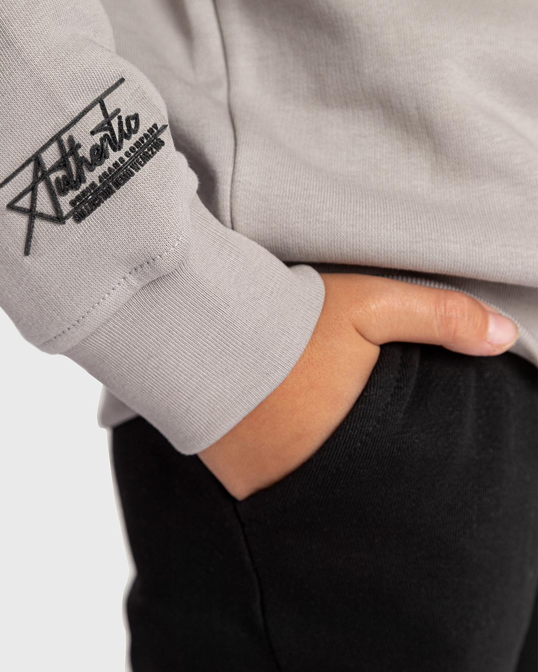 UNDEFEATED طقم اولادي