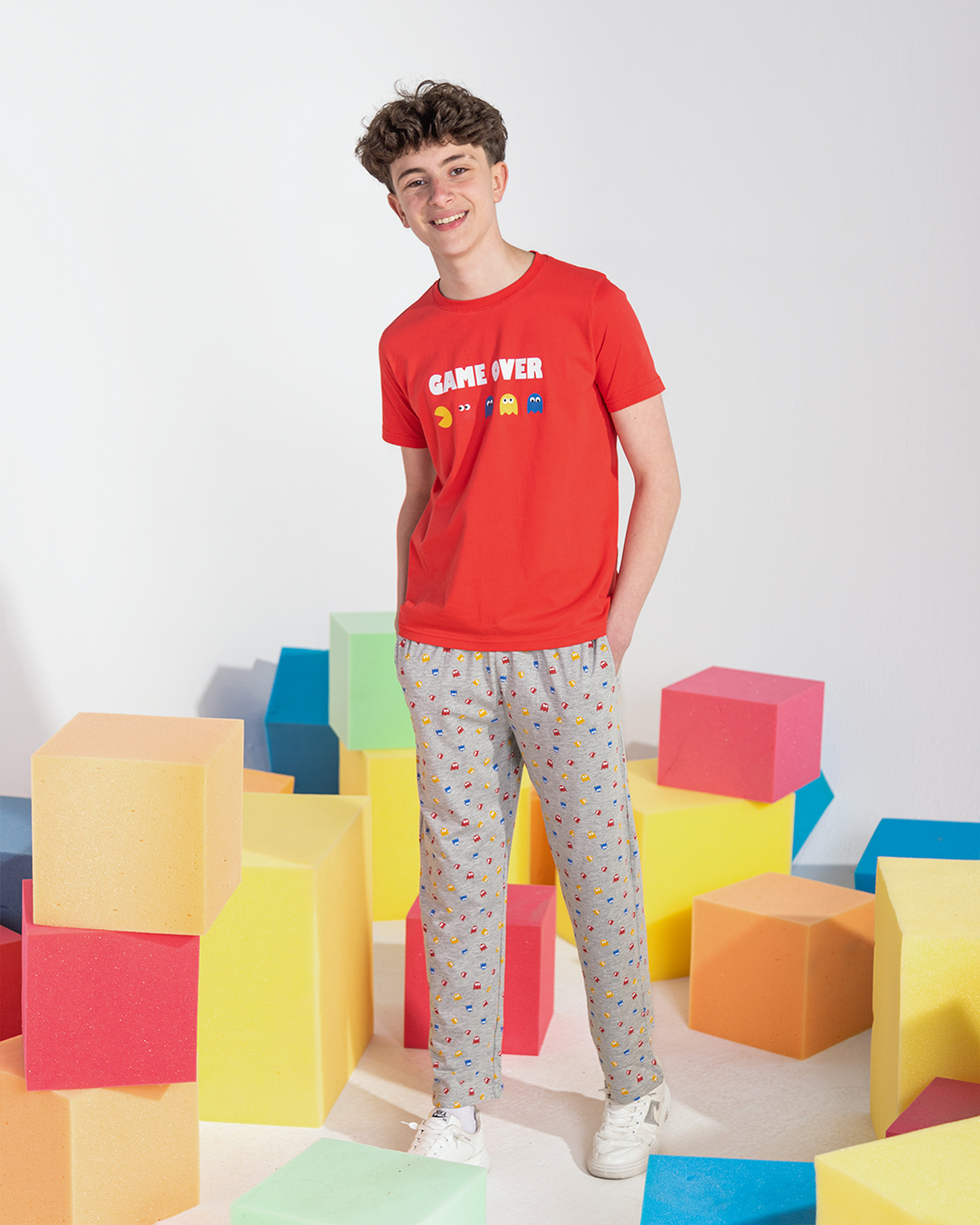 Boys' pajamas with printed brasula