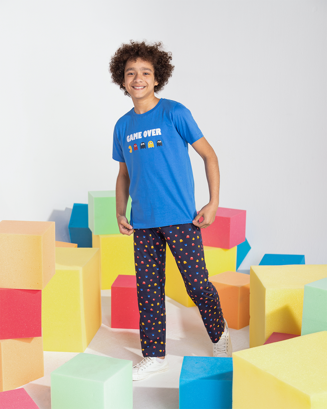 Boys' pajamas with printed brasula