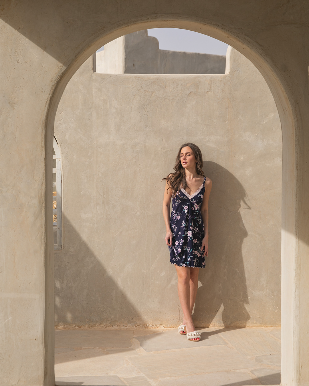 حماله قصير  مشجرV قميص حريمي