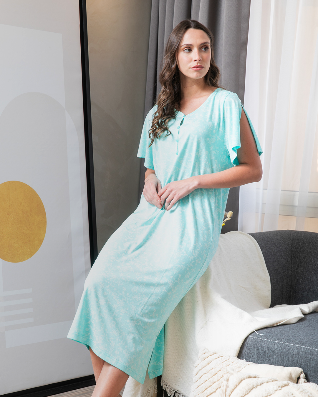 بفيونكه وزراير مطبوع فراشات V قميص نوم حريمي