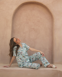Classic women's pajamas, half sleeves, woodland flowers