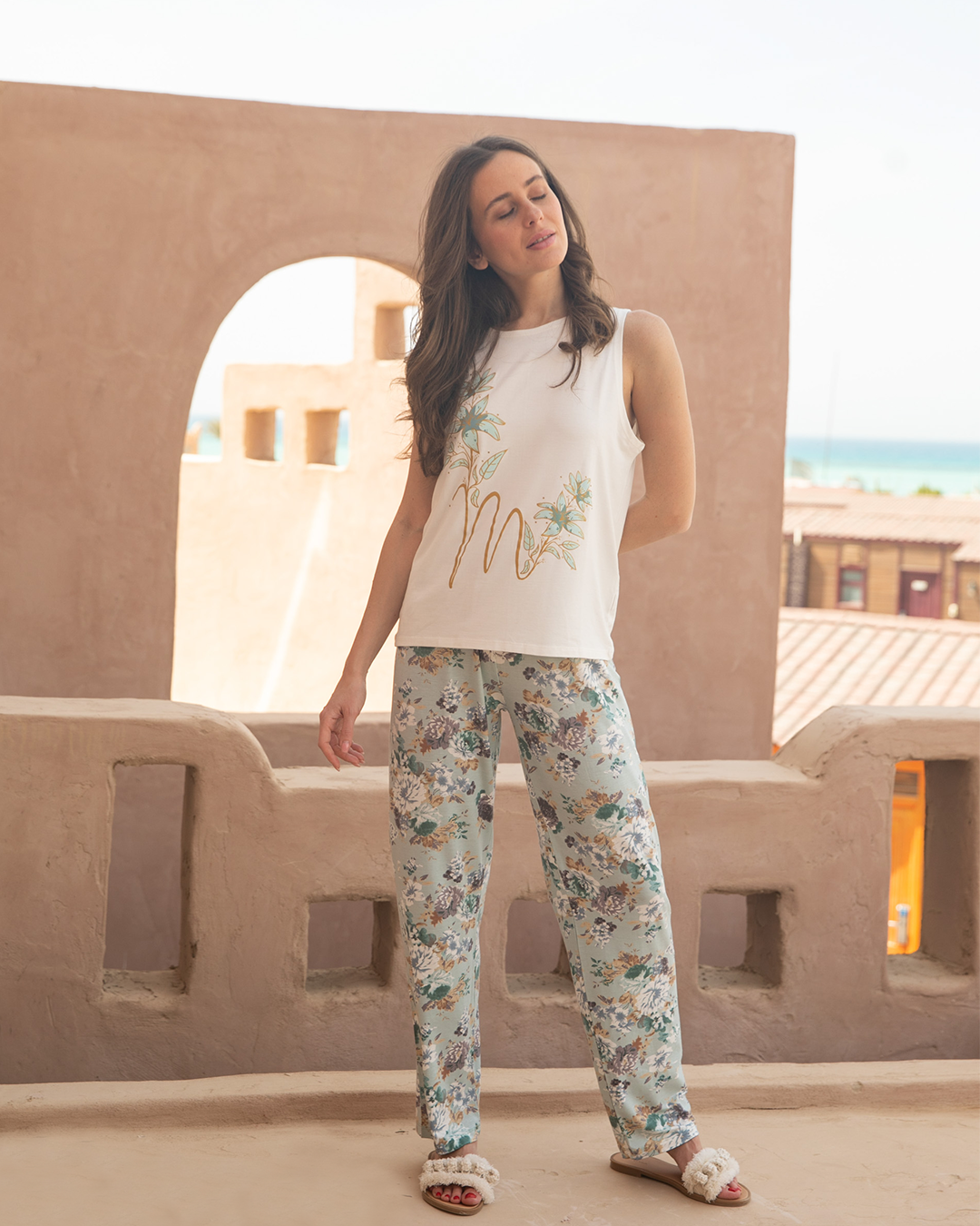 بيجامه حريمي كت بنطلون ورده