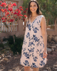 Short sleeve V flower shirt for women