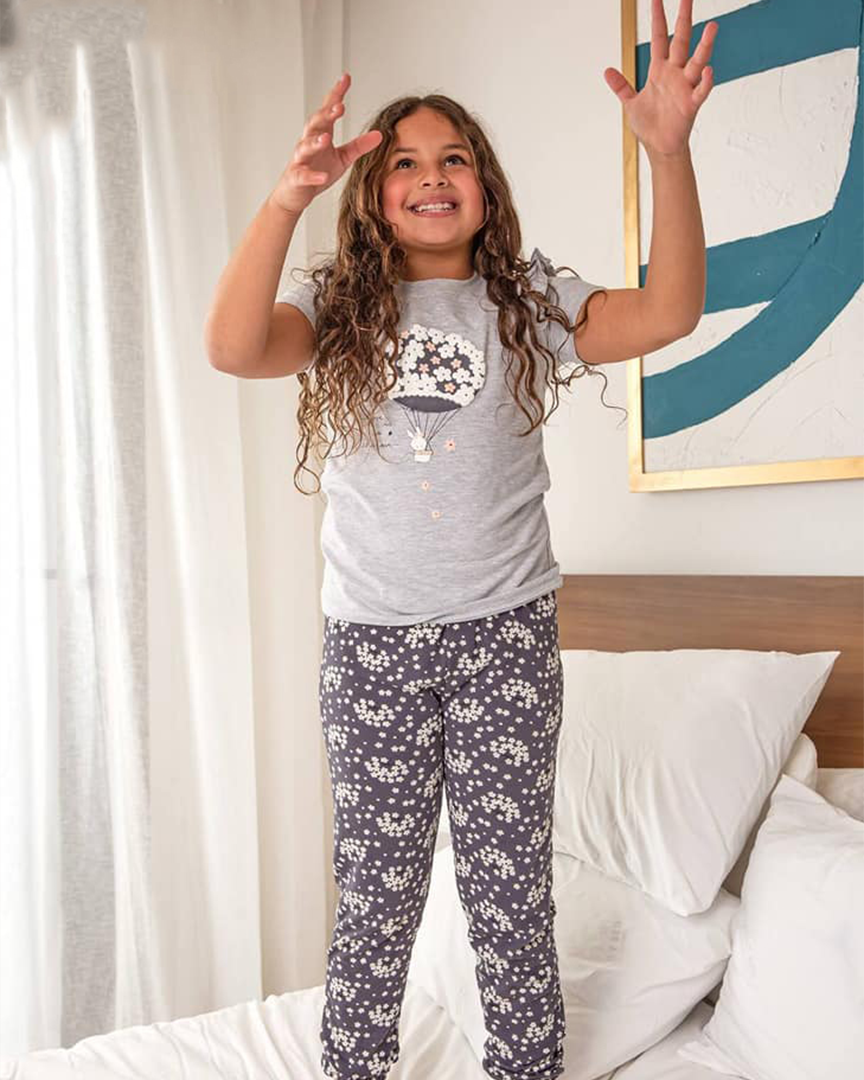 بيجامه بناتي بلون