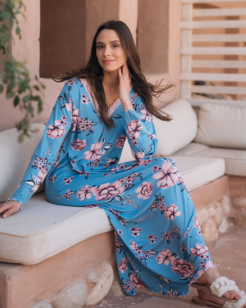 Long sleeve floral V shirt for women