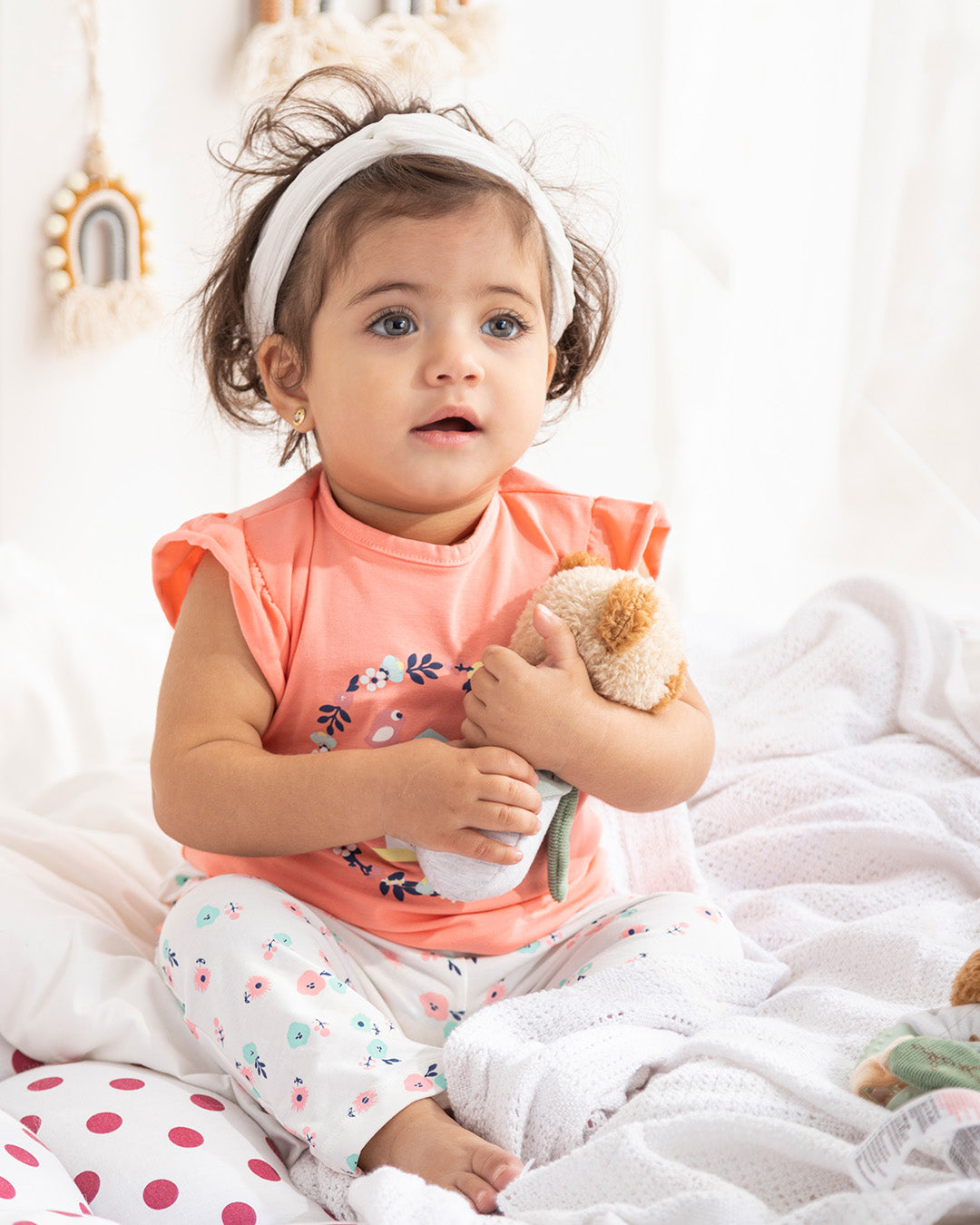 طقم بناتي كوخ وعصفورين ورد