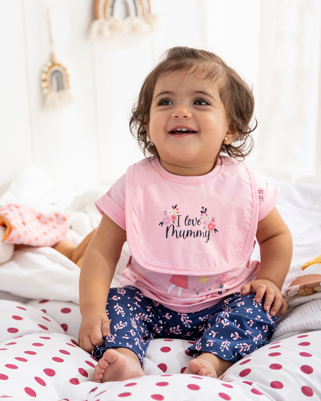 SLOTH طقم بناتي