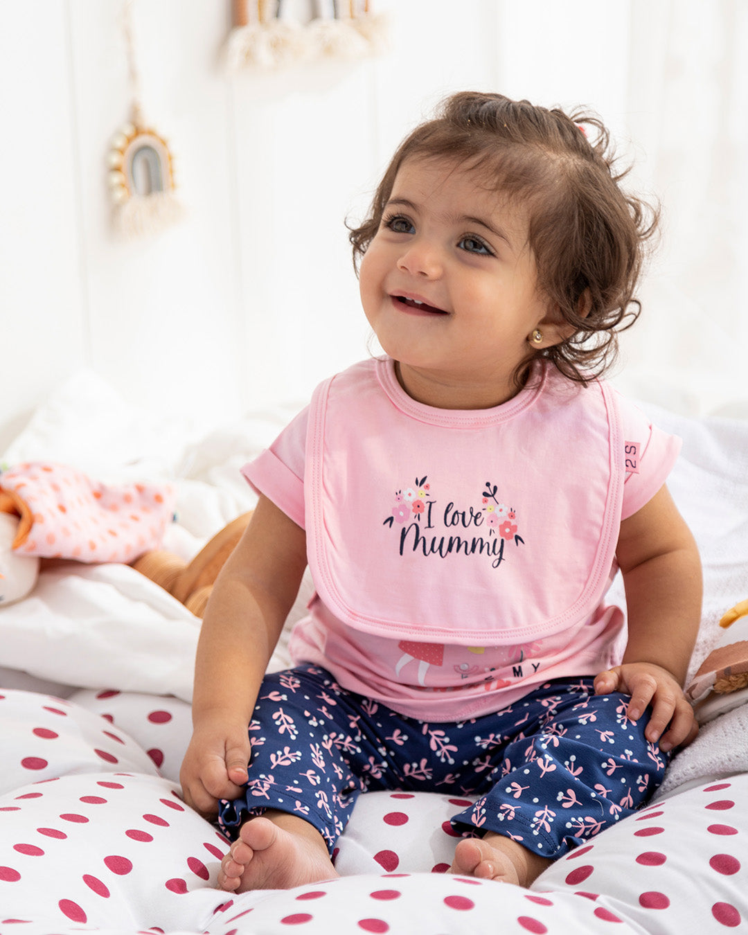 SLOTH طقم بناتي