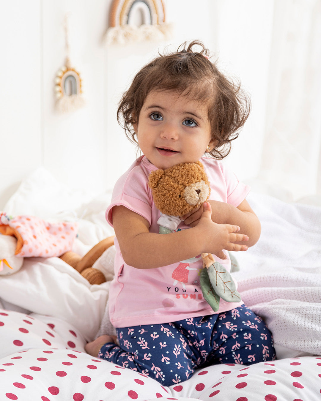 SLOTH طقم بناتي