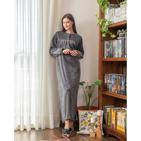 قميص نوم حريمي قطيفه كابوتنيه كشكه