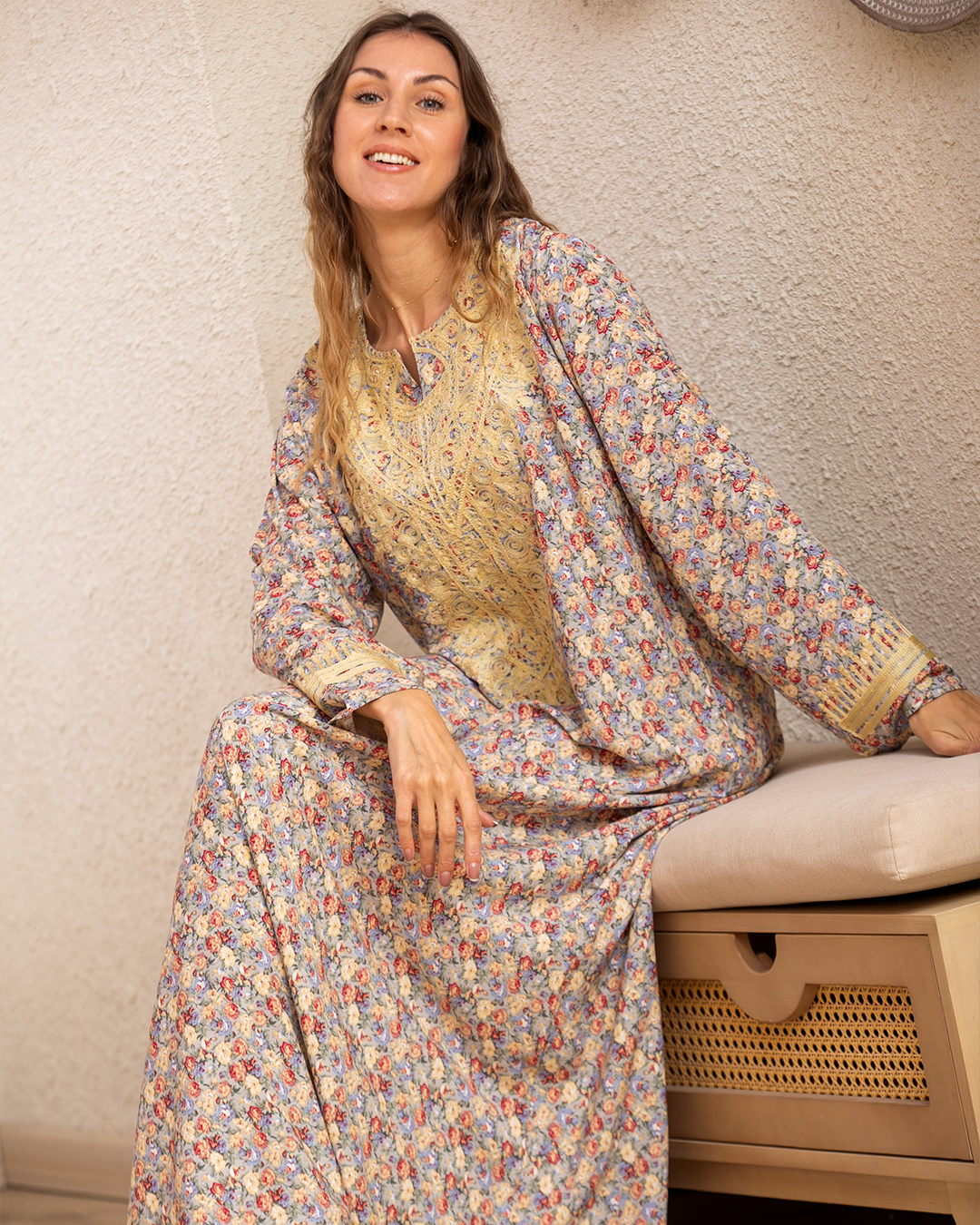 قميص فسكوزمشجر كم مطرز 8