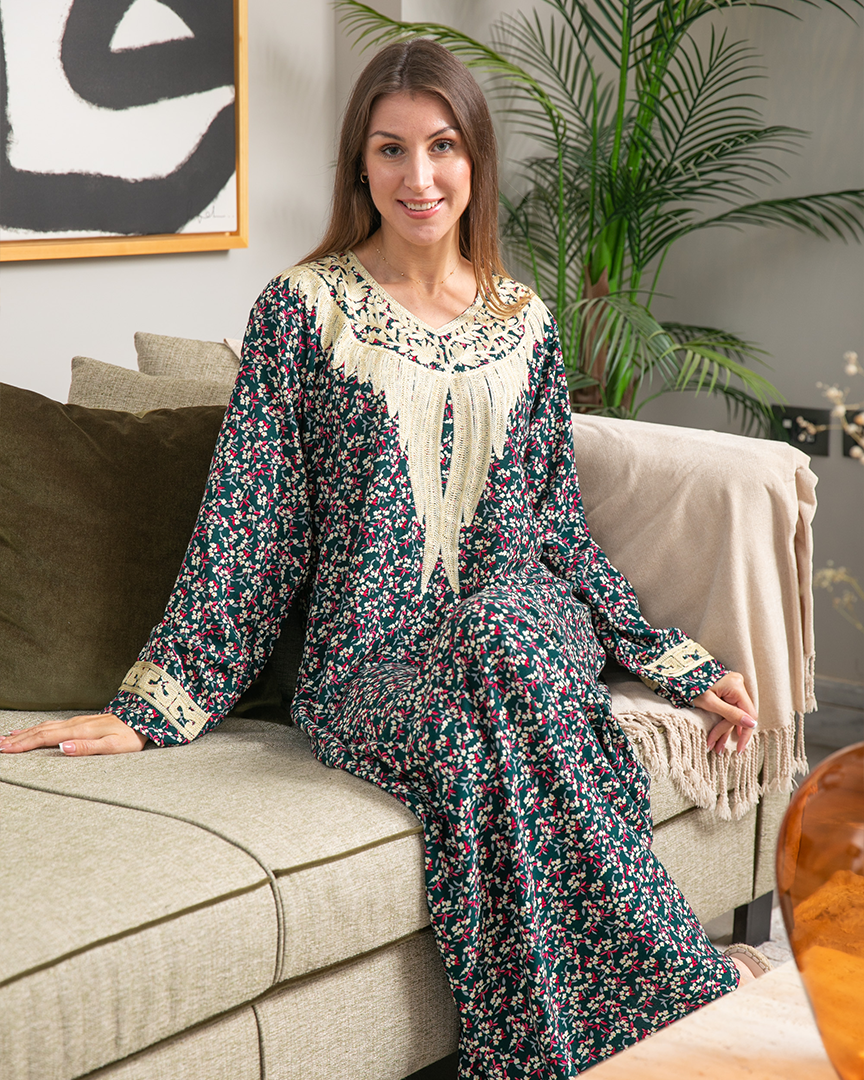 Viscose shirt with embroidered sleeves 10