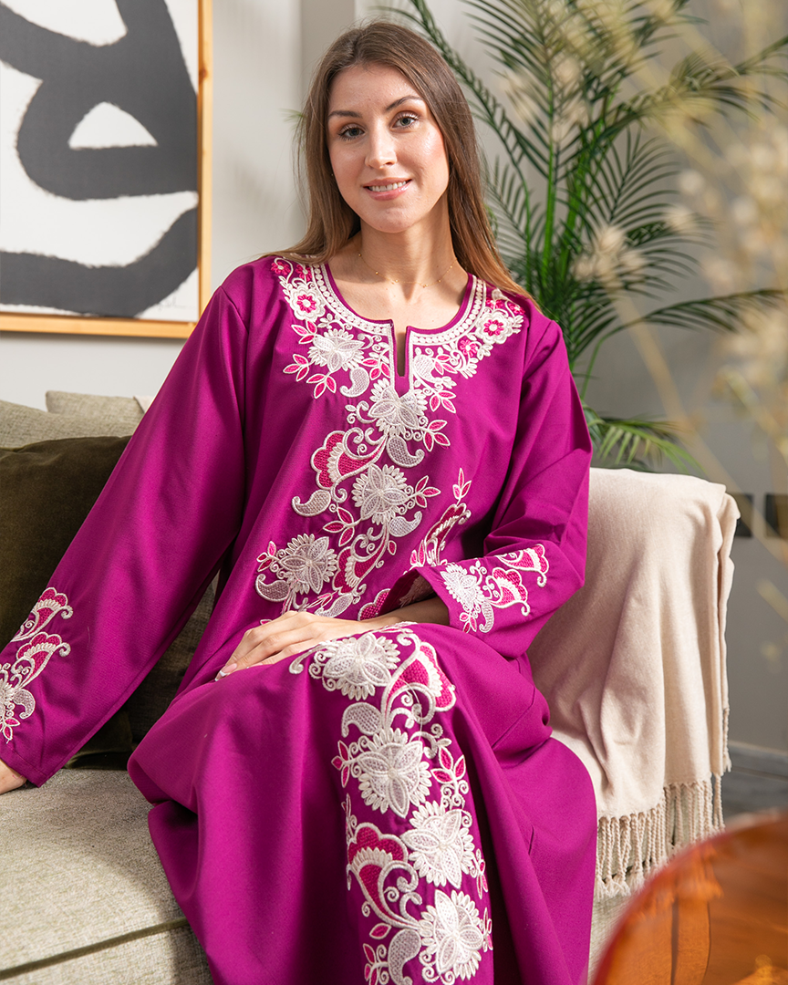 قميص كتان ساده مطرز 4