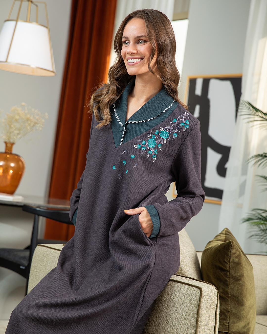 قميص حريمي كاشمير كولشال مطرز فروع