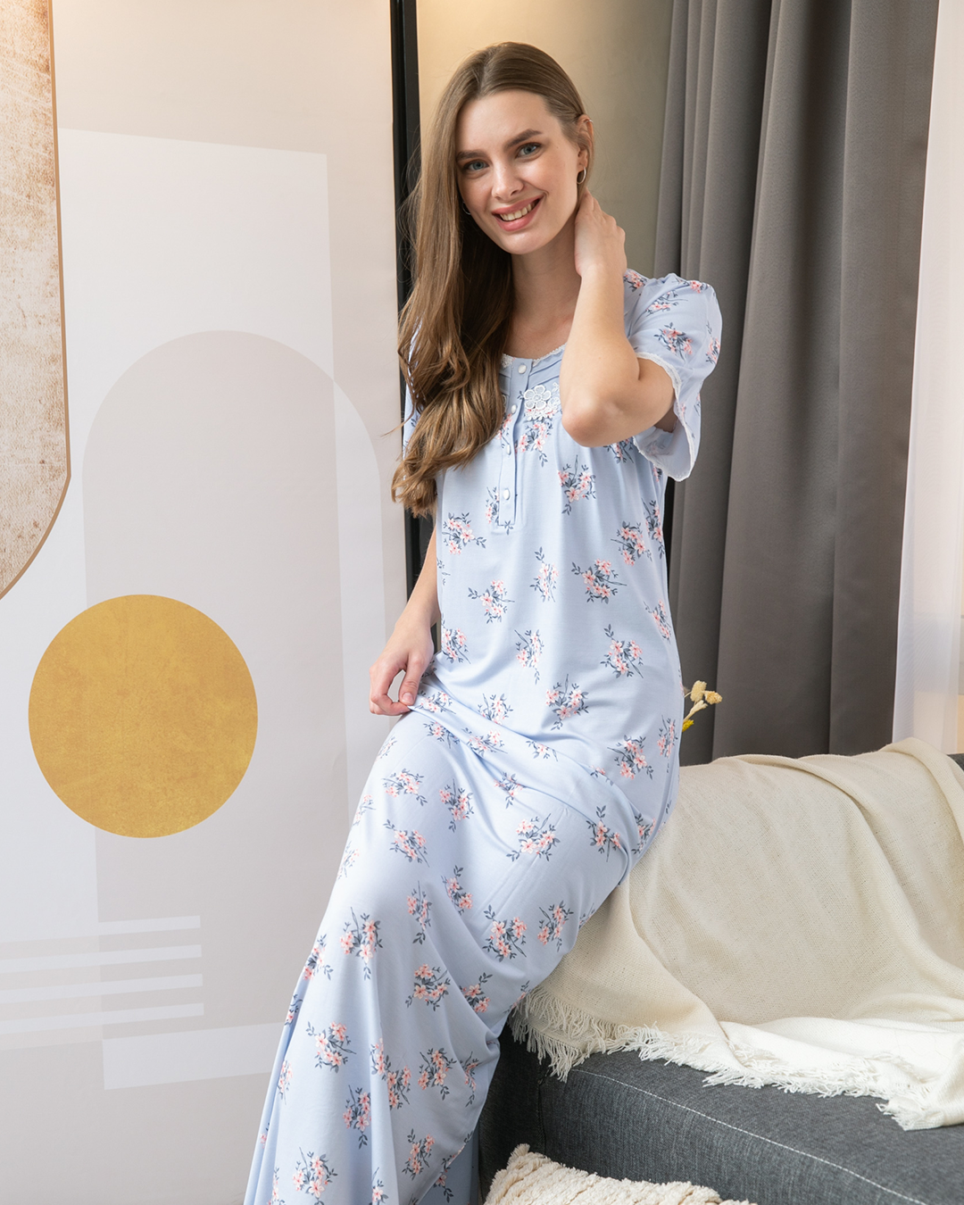 قميص حريمي نص كم ليكرا مورا بسفره