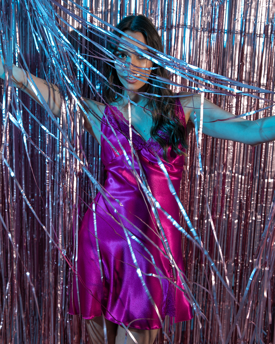 Satin strapless nightgown with lace