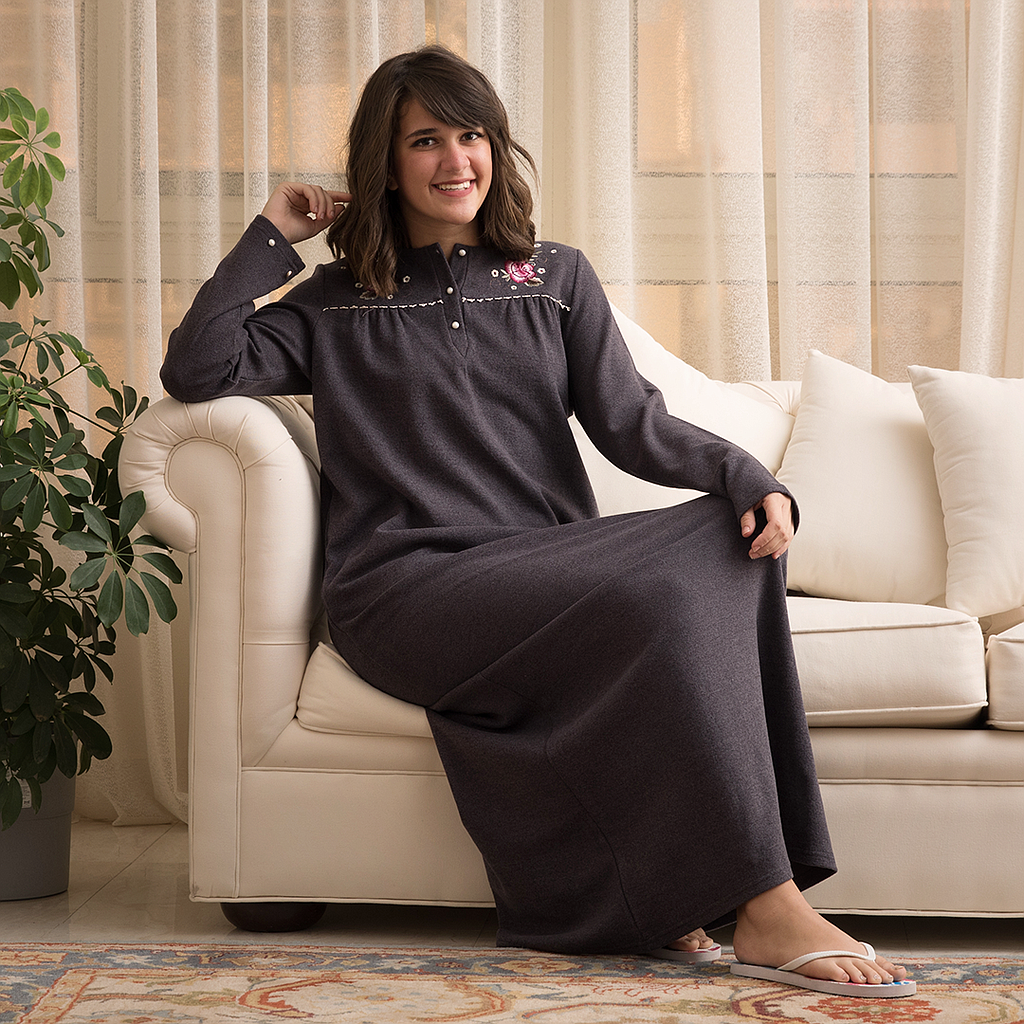 Cashmere shirt with a trip embroidered and rose on the chest 