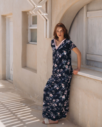 نص كم ورد طويلV قميص حريمي