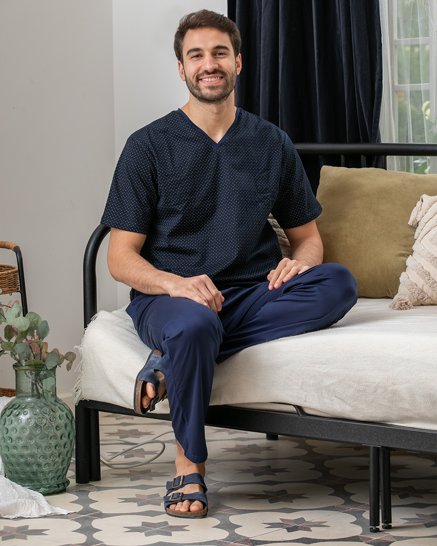 Dotted men's pajamas