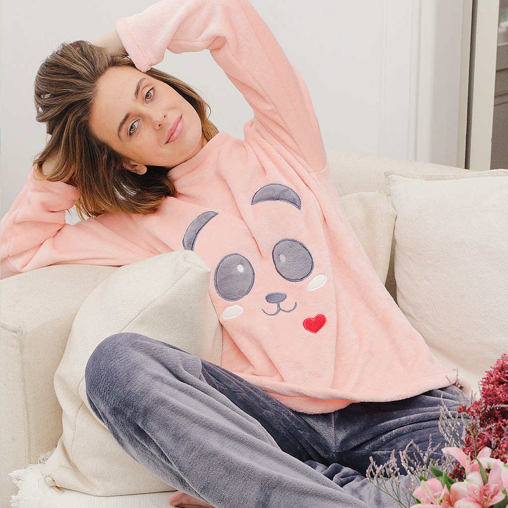 Women's pajamas panda and heart