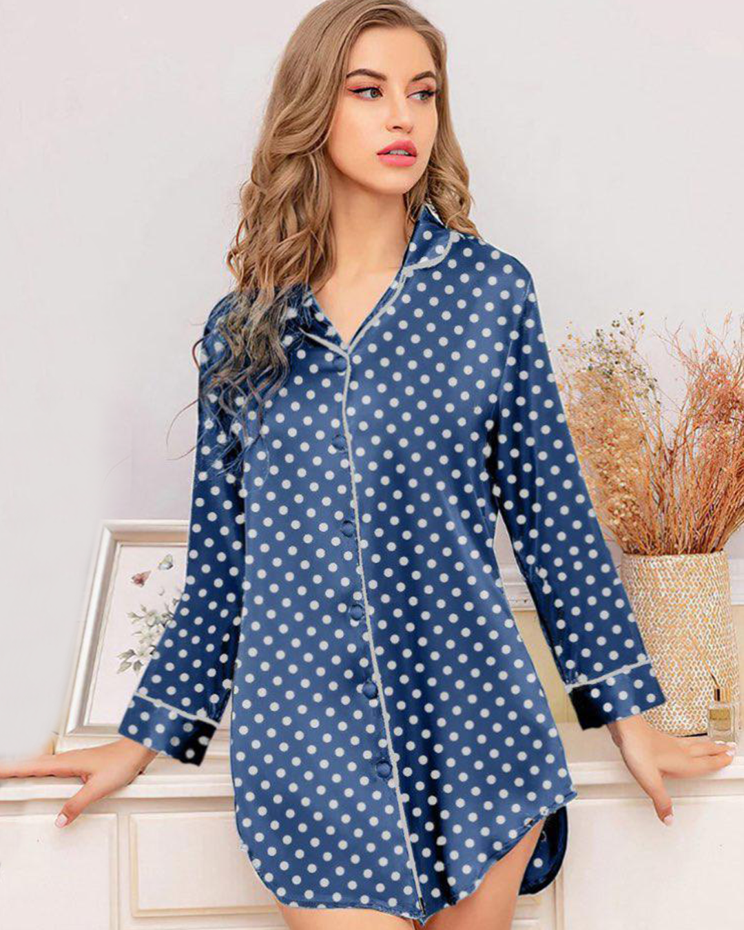 Women's classic short button polka dot shirt