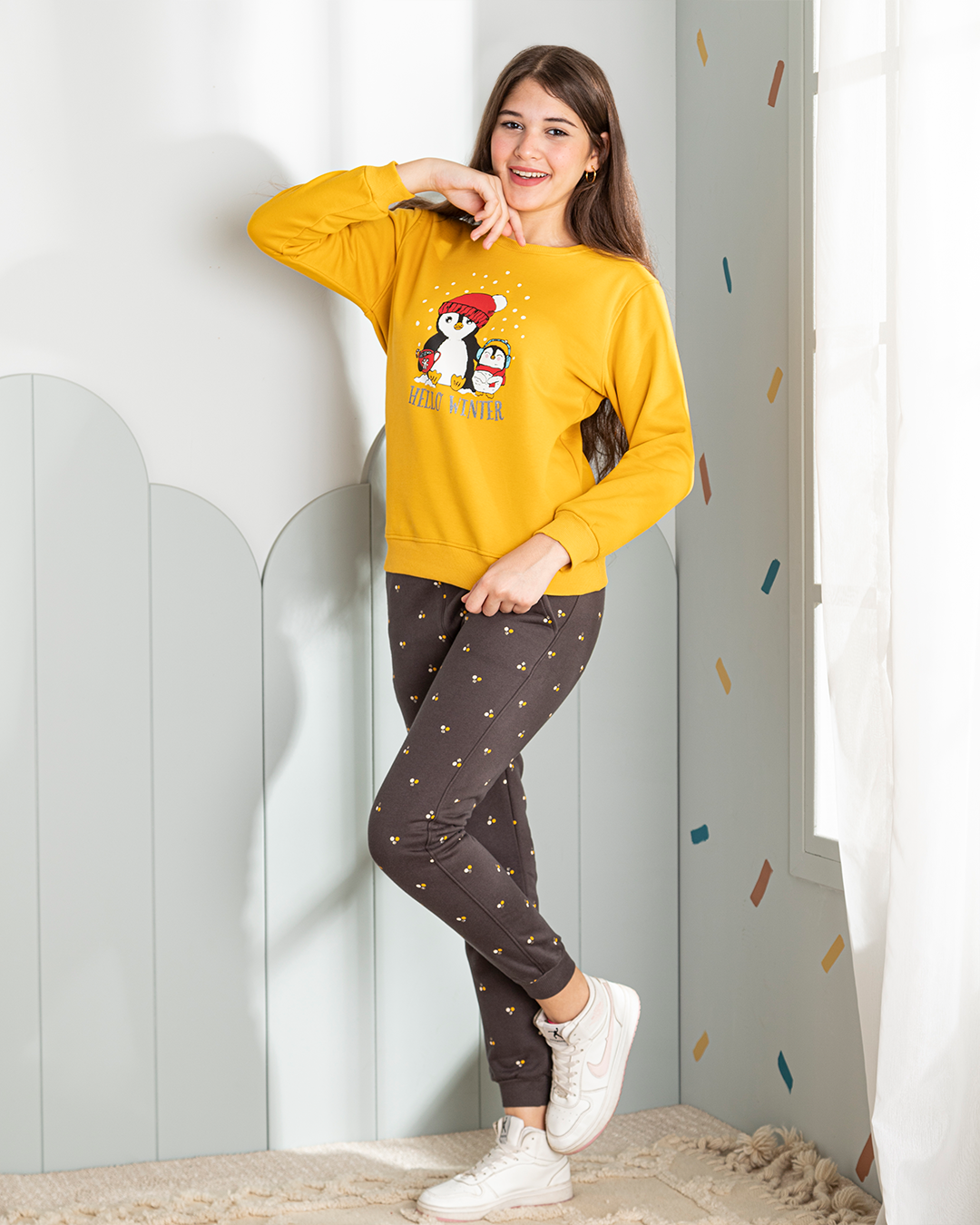 HELLO WINTER بيجامه بناتي