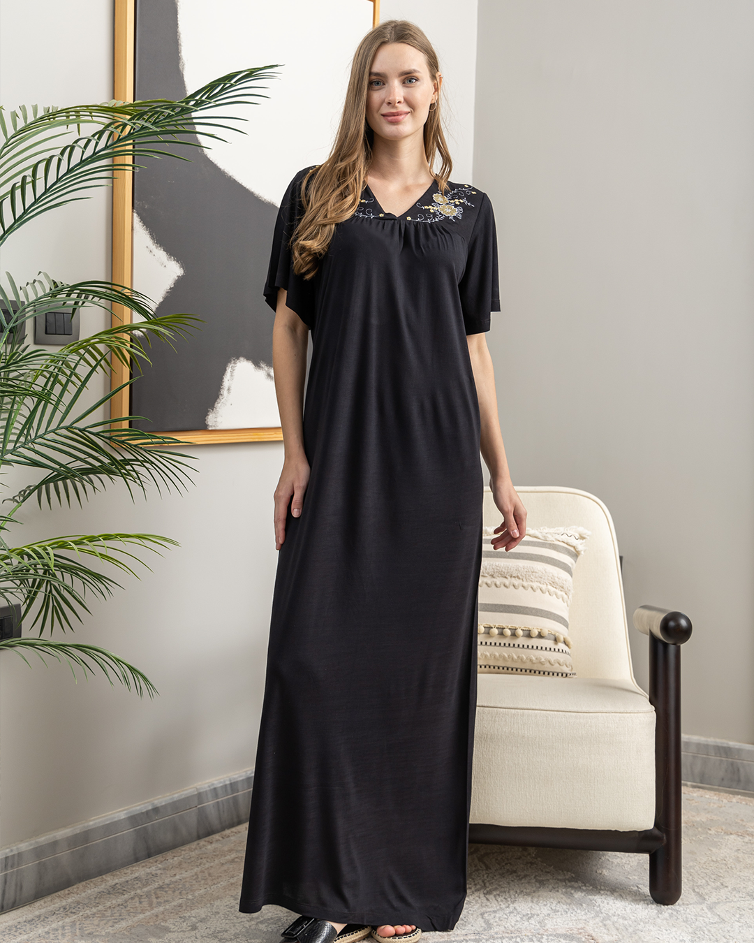 قميص حريمي نص كم سفره تطريز الورده الكويله