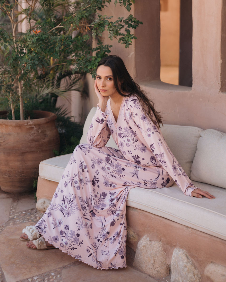 كم طويل ورد V قميص حريمي