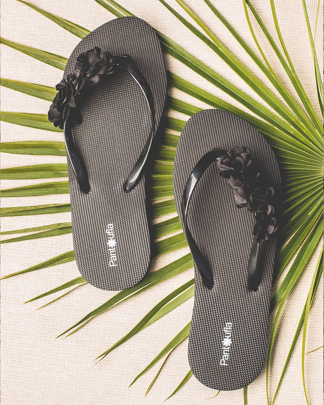 Handmade slippers for women, black flowers