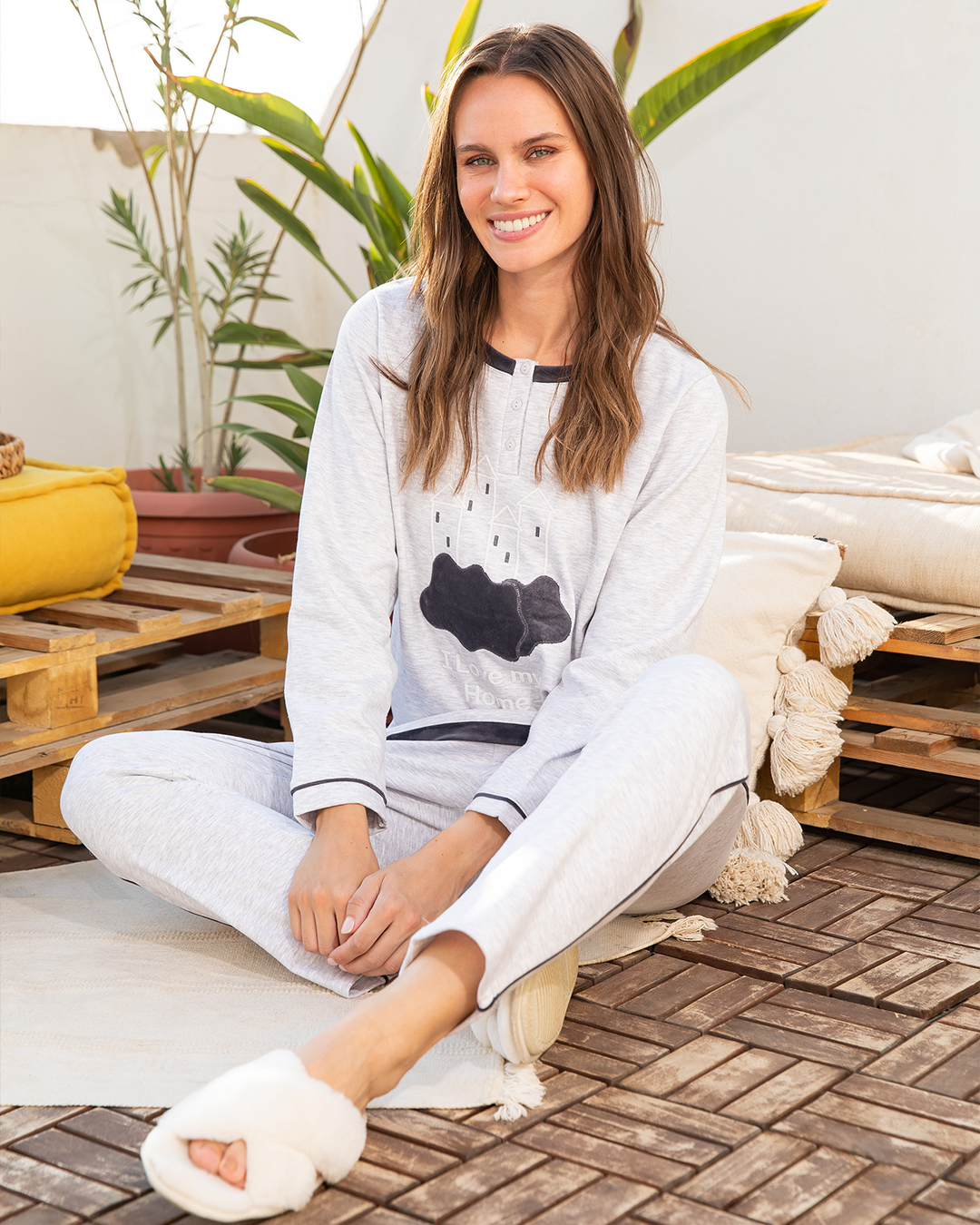 i love my home women's embroidered zipper pajamas