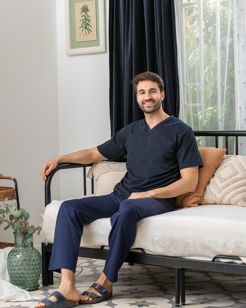 Dotted men's pajamas