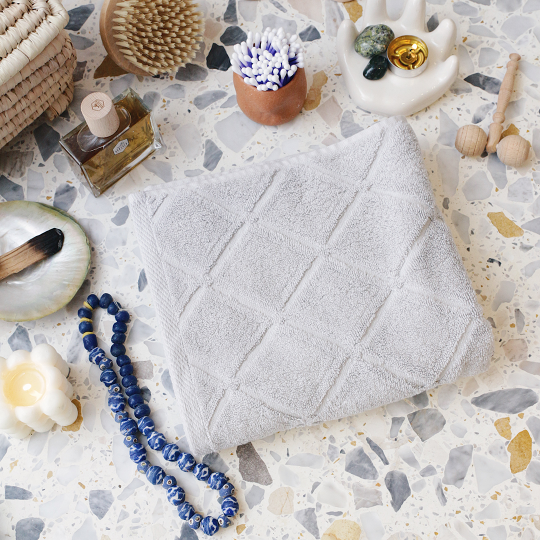 100*50 SIZE SQUARES TOWEL