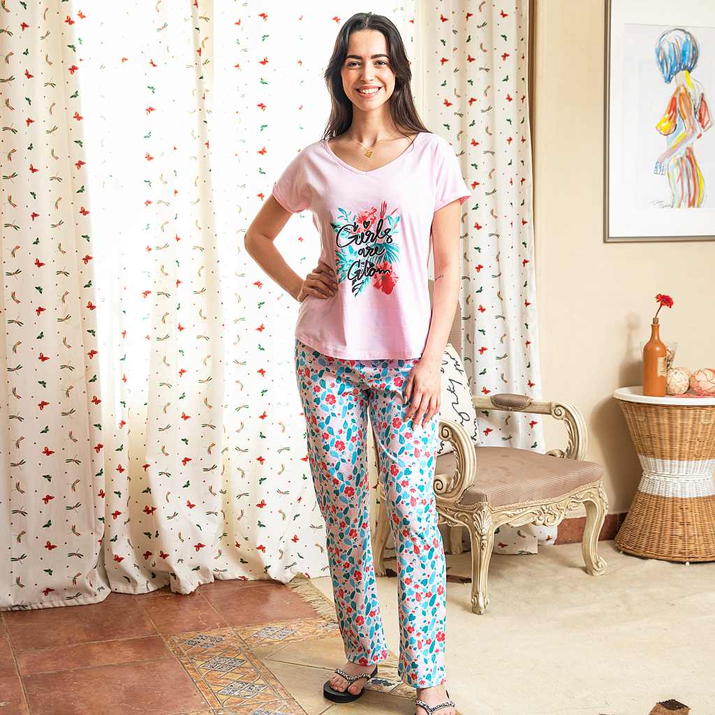 Pants and a half-sleeved topGirls are Glampyjamas