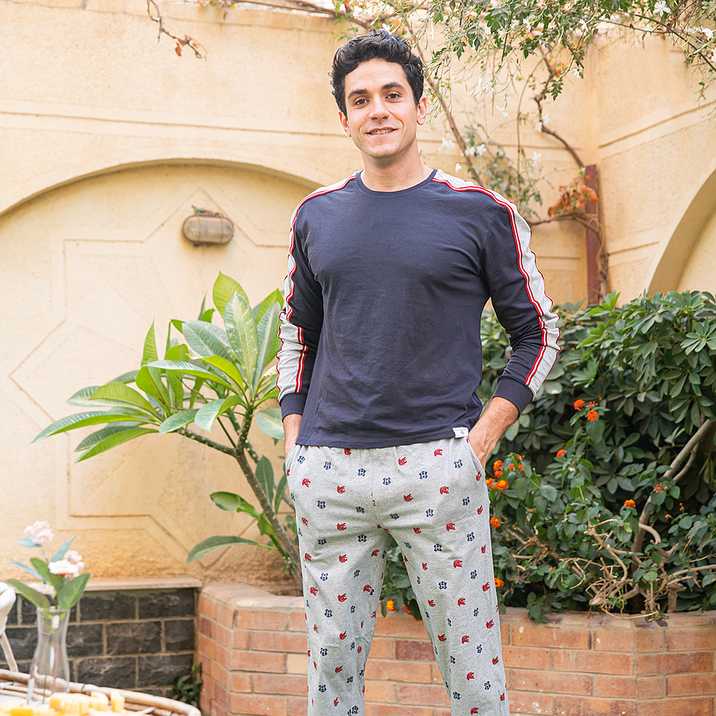 Men's pajamas with lion print pants