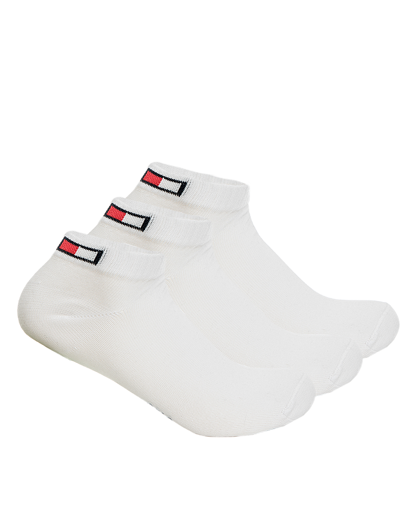 Pack of 3 Tommy sockets, half a towel