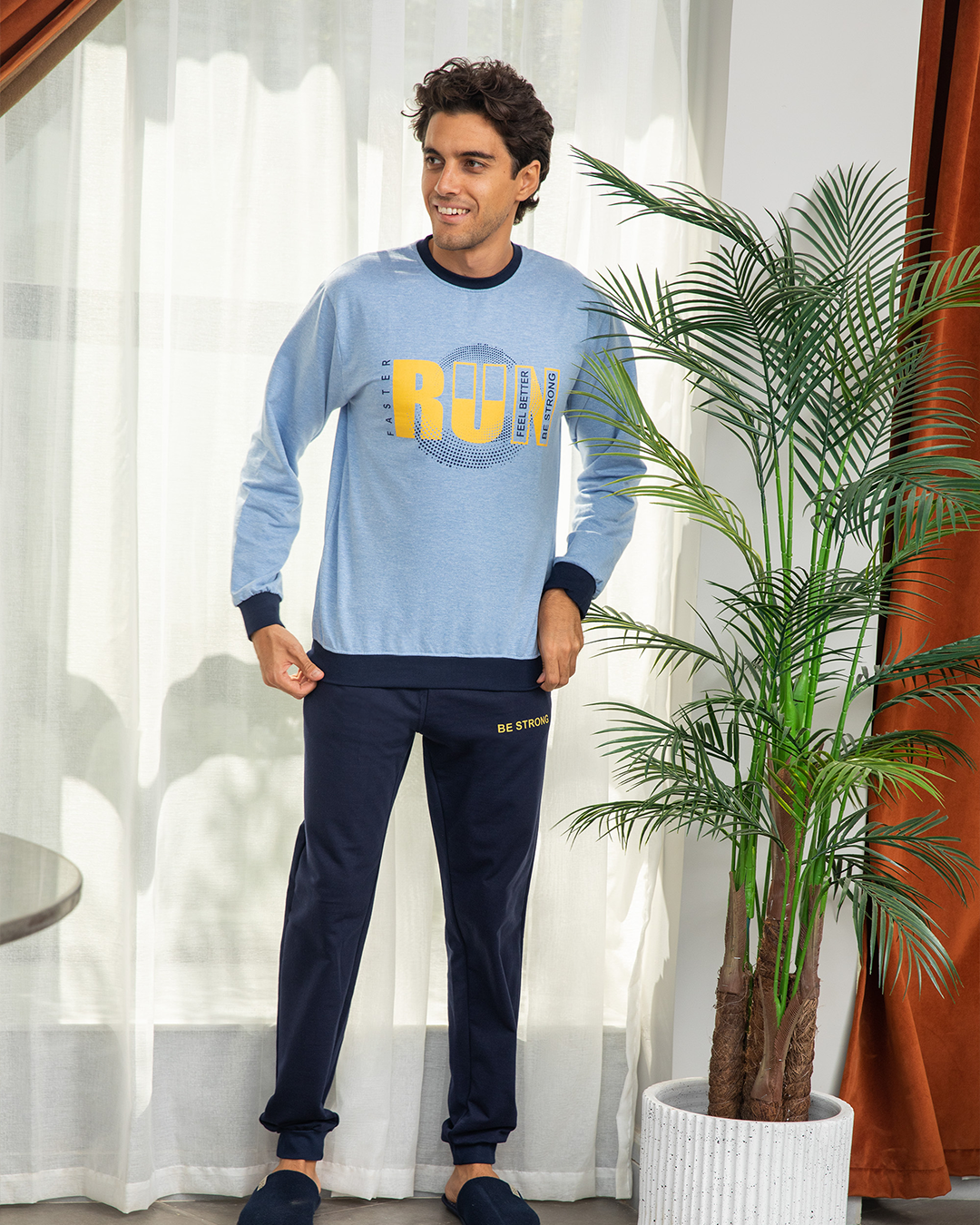 Run Men's Pajama Round Milton