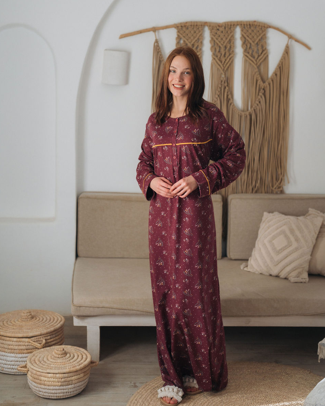 قميص حريمي بكم سفره روتارى الفروع