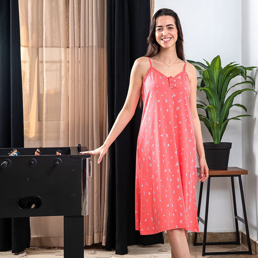 قميص حريمي حماله قصير منقوش ورد