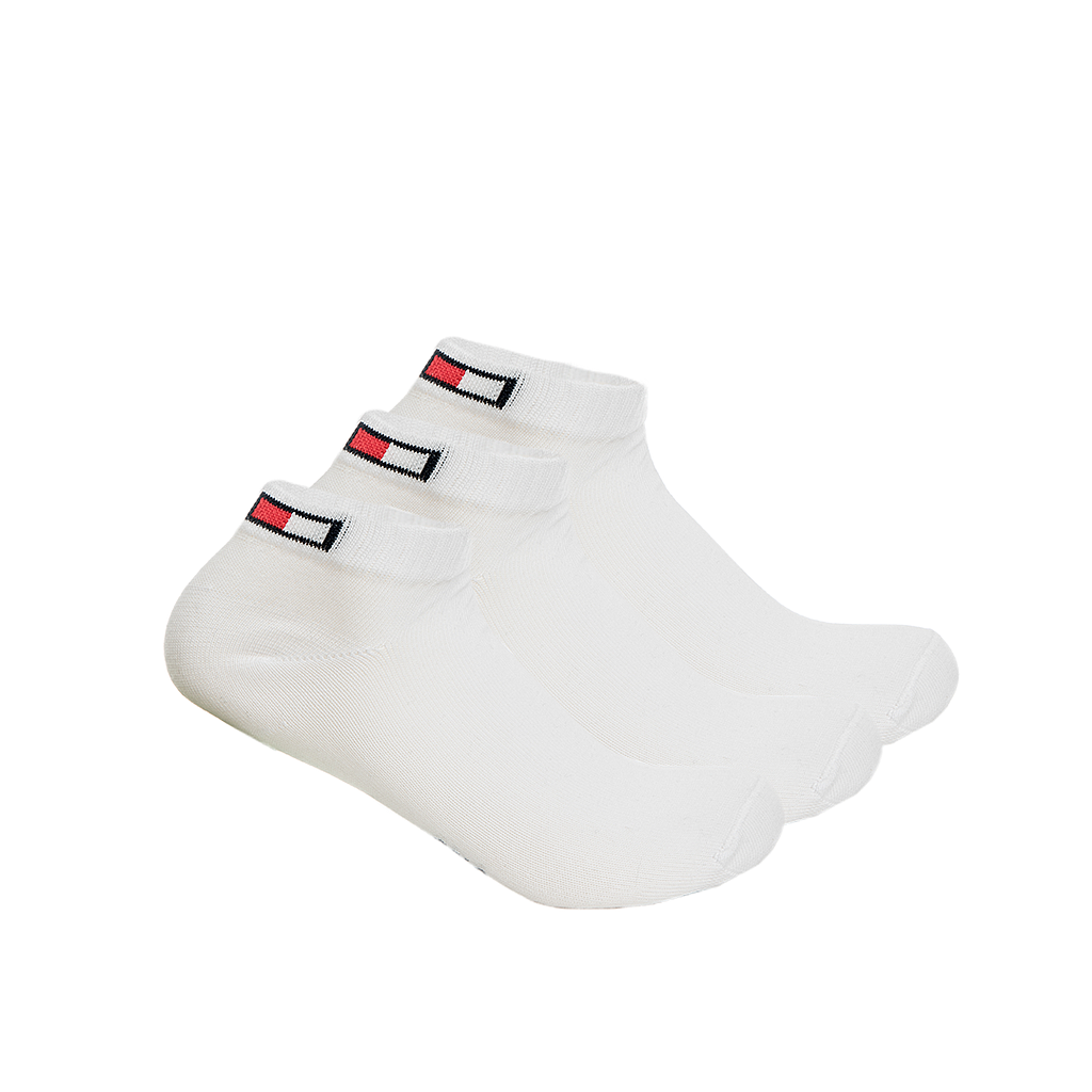 Pack of 3 Tommy sockets, half a towel